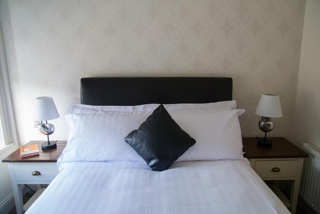 Armorica Hotel โอแรนมอร์ ภายนอก รูปภาพ